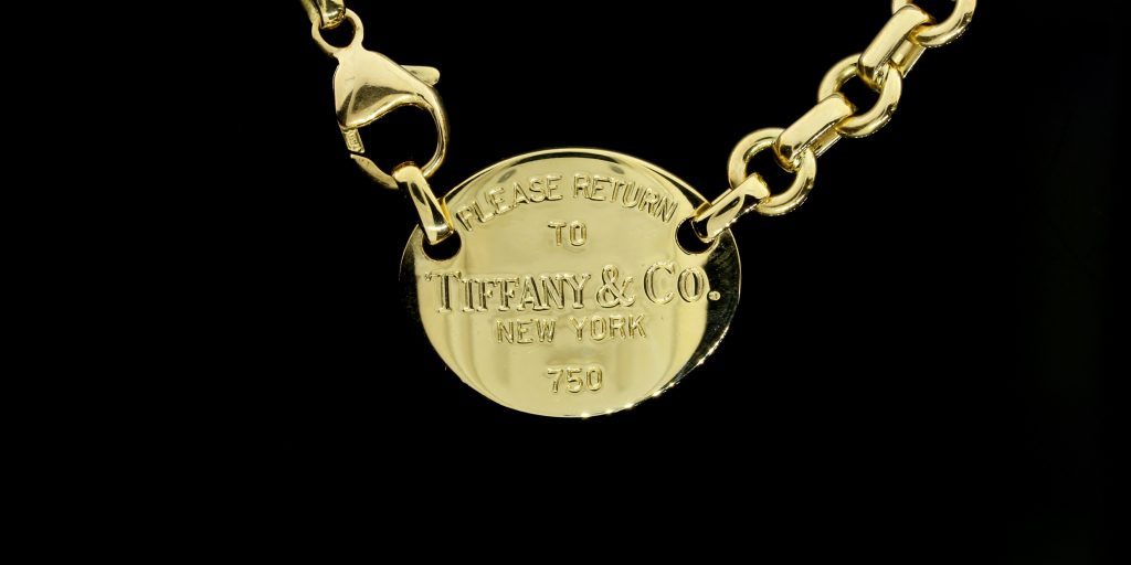 Capetown Capital Lenders bought this Tiffany & Co. yellow gold "Return to Tiffany" necklace for $1,600.00.